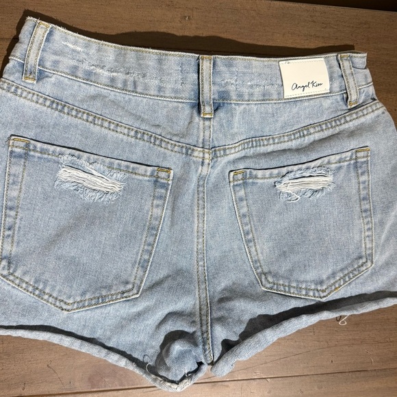 💸CLEARANCE 4 for $15💸 Angel Kiss Blue High-Waisted Jean Shorts - Picture 2 of 4